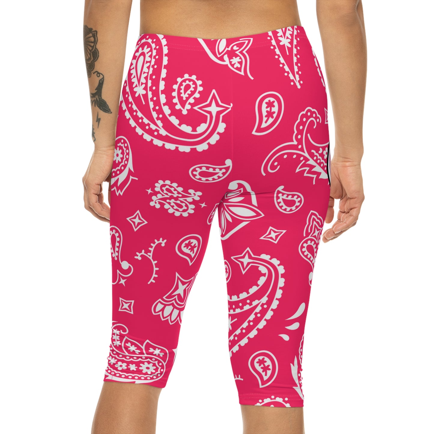 Soluvd Pink Bandana Women’s Capri Leggings, Yoga Leggings